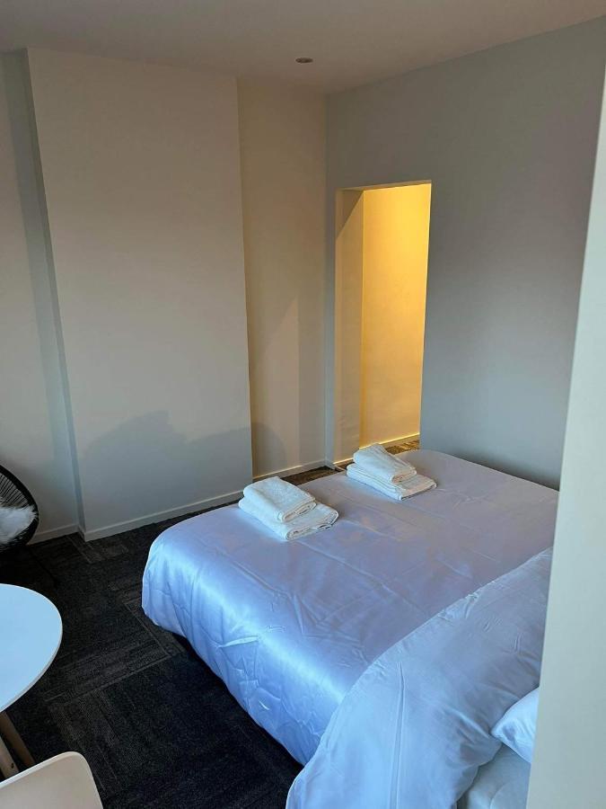 Prachtige Kamer In Centrum Brugge Met Badkamer ! Bagian luar foto