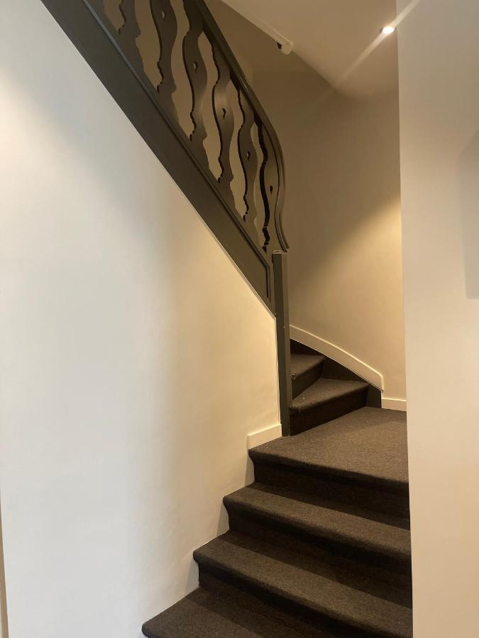 Prachtige Kamer In Centrum Brugge Met Badkamer ! Bagian luar foto