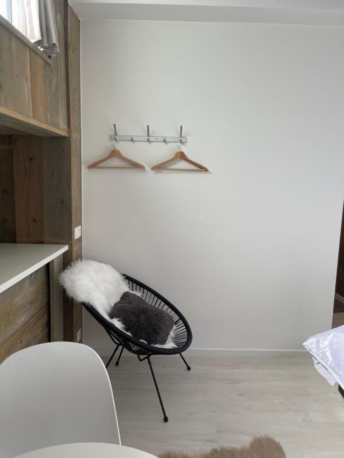 Prachtige Kamer In Centrum Brugge Met Badkamer ! Bagian luar foto